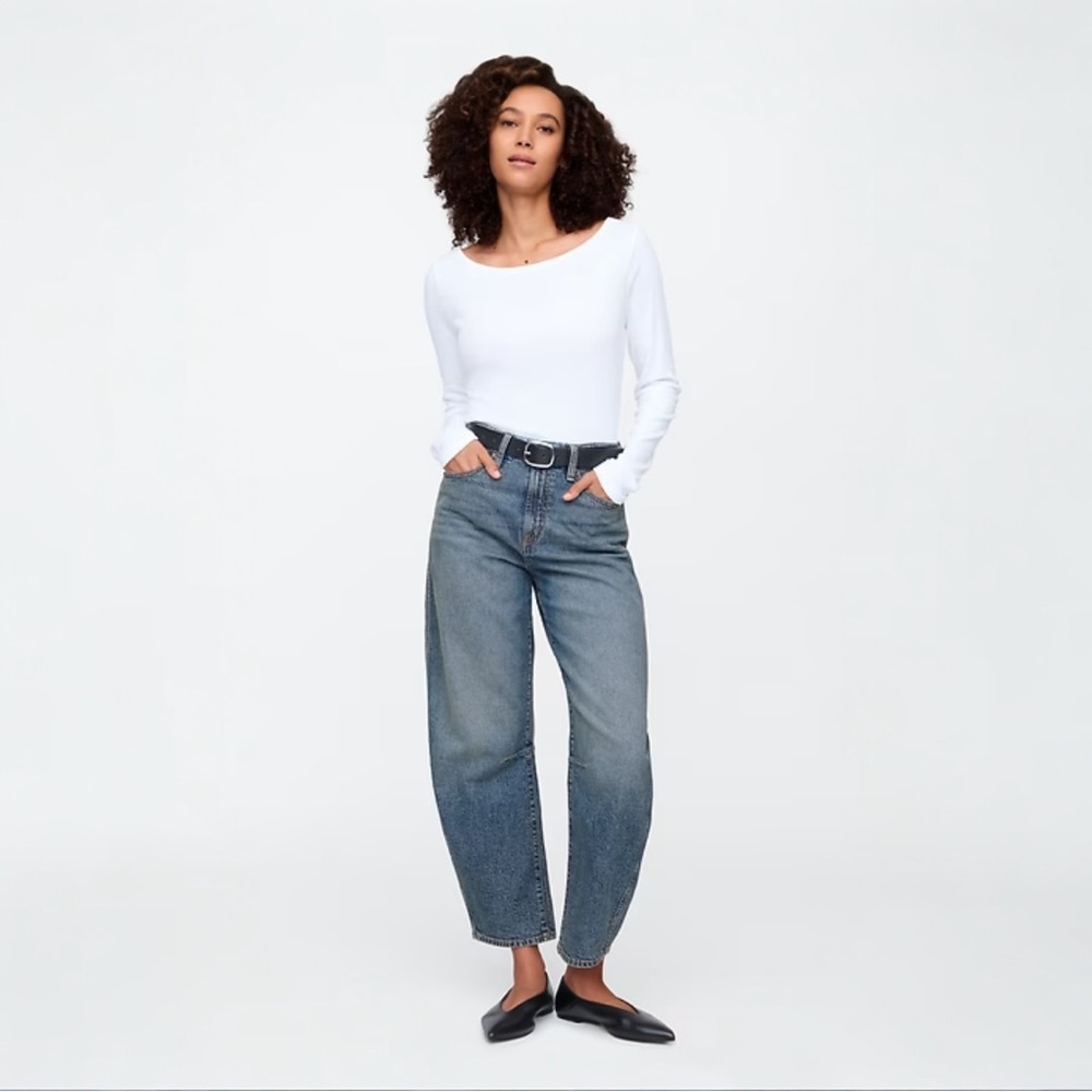 GAP High Rise Barrel Jeans NWT 28/6 Short